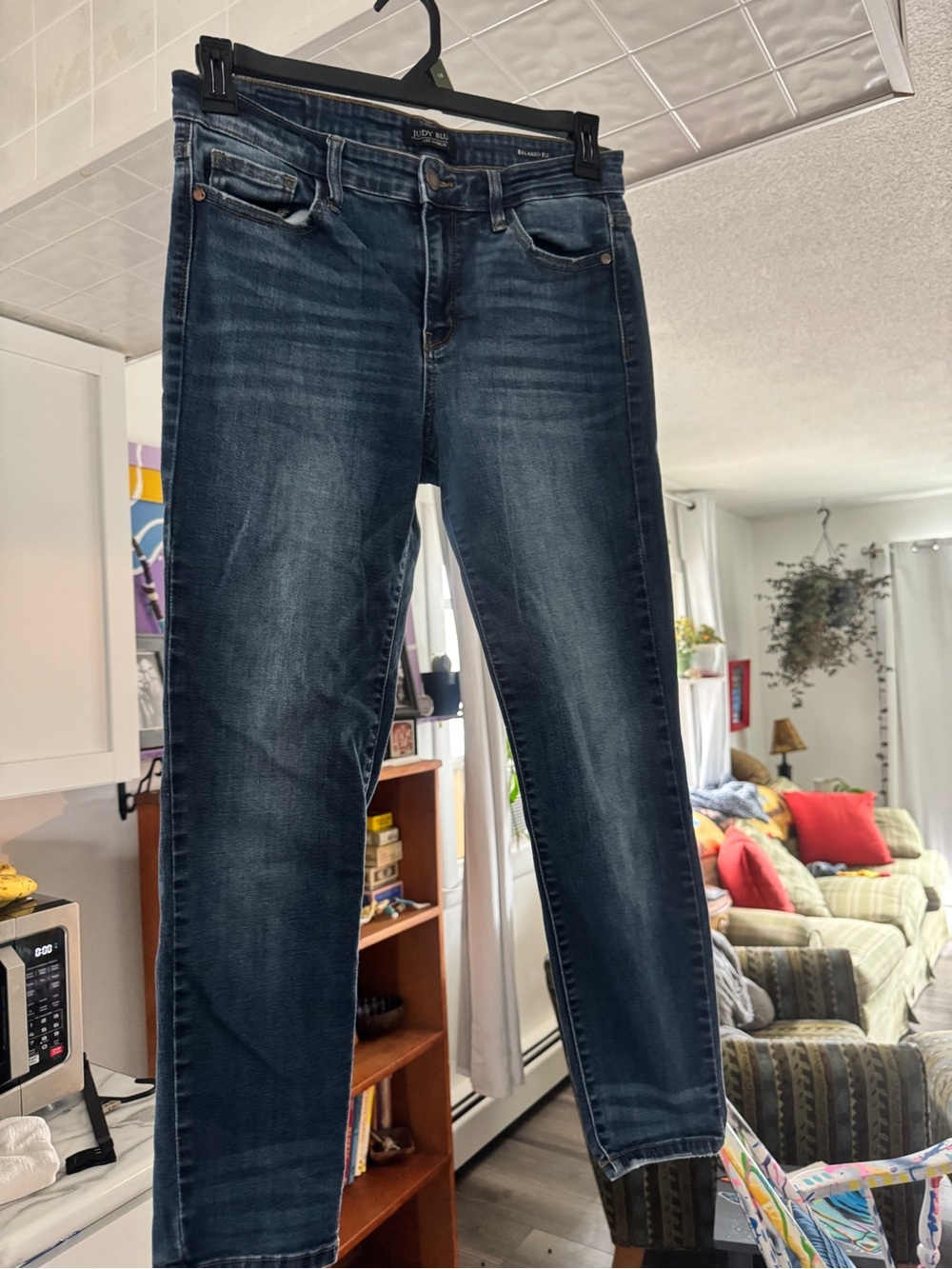 Judy Blue Size 13/31 Medium Wash Relaxed Fit Skinny Jeans
